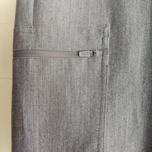 Figs Men's MT Nursing Wear Pants - Picture 5 of 10